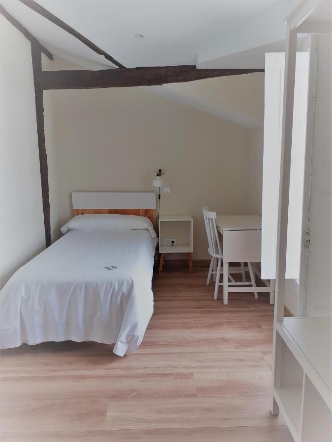 Hostal Lierganes Fluviarium Rooms Екстериор снимка